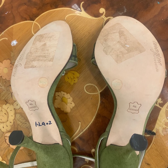 Imagine Vince Camuto Green Sandals.  Very elegant - Picture 5 of 6